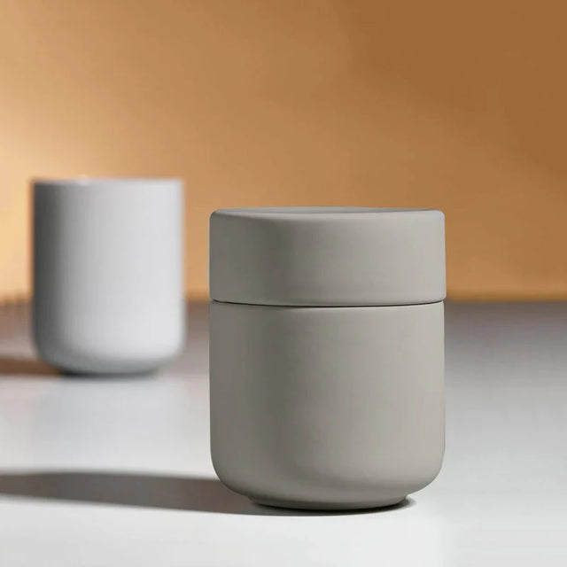 Vaso Con Tapa Taupe UME