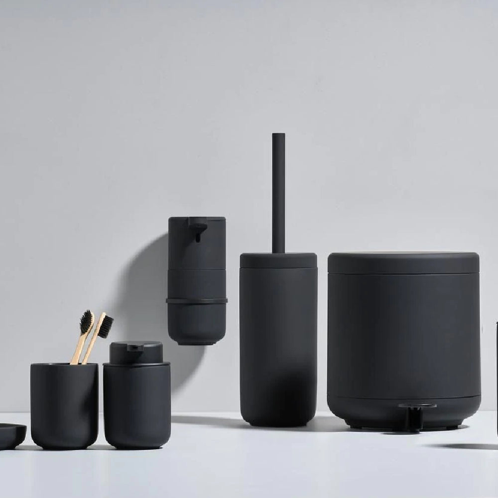 Escobilla de Baño Negra UME