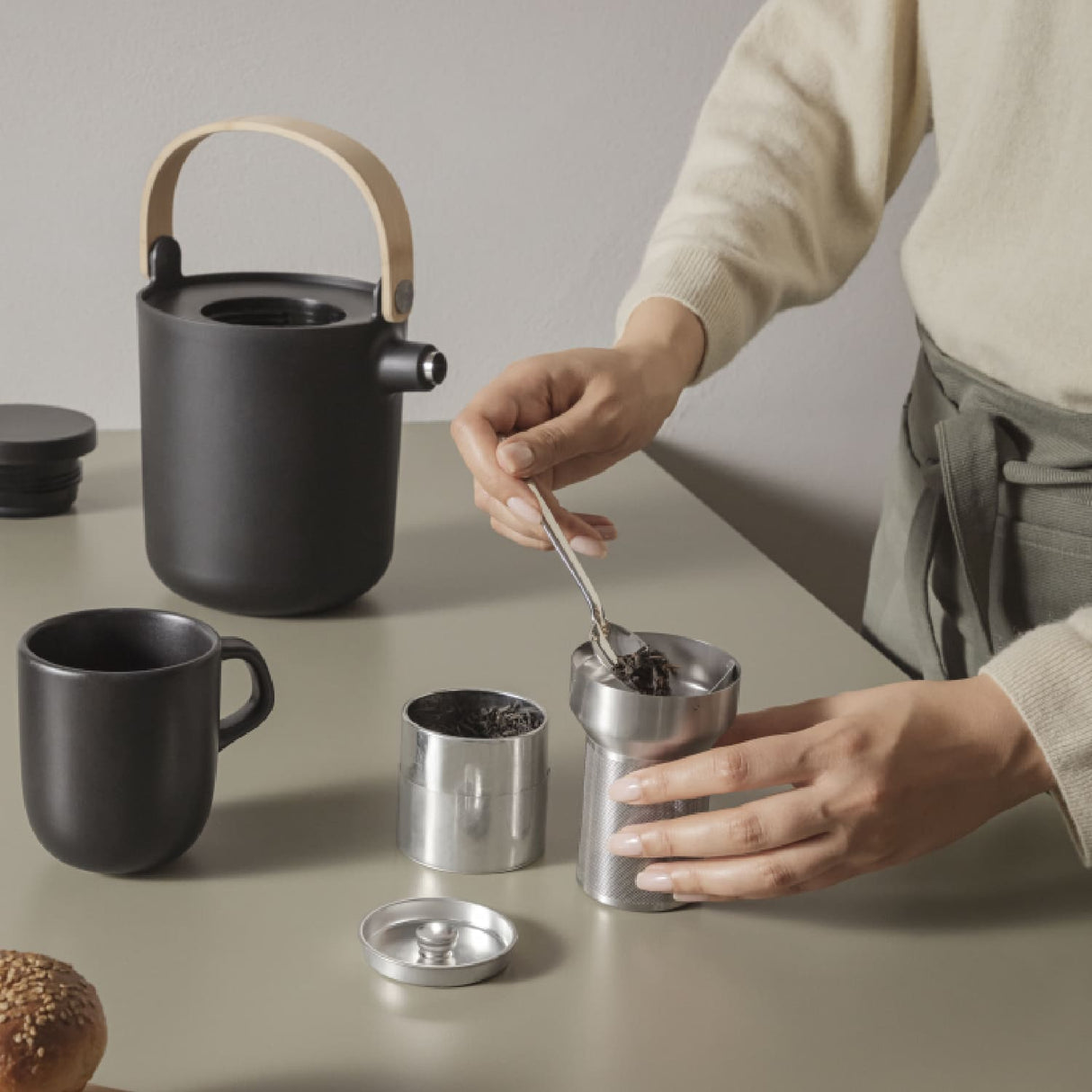 Termo Nórdico Para el Té de Cocina Negro