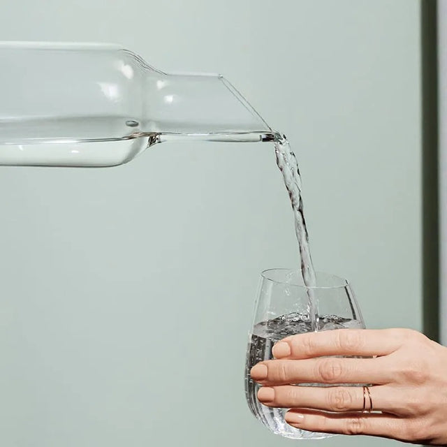 Jarra de Agua con Tapa de Madera