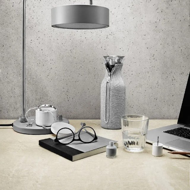 Jarra Con Funda Gris Claro