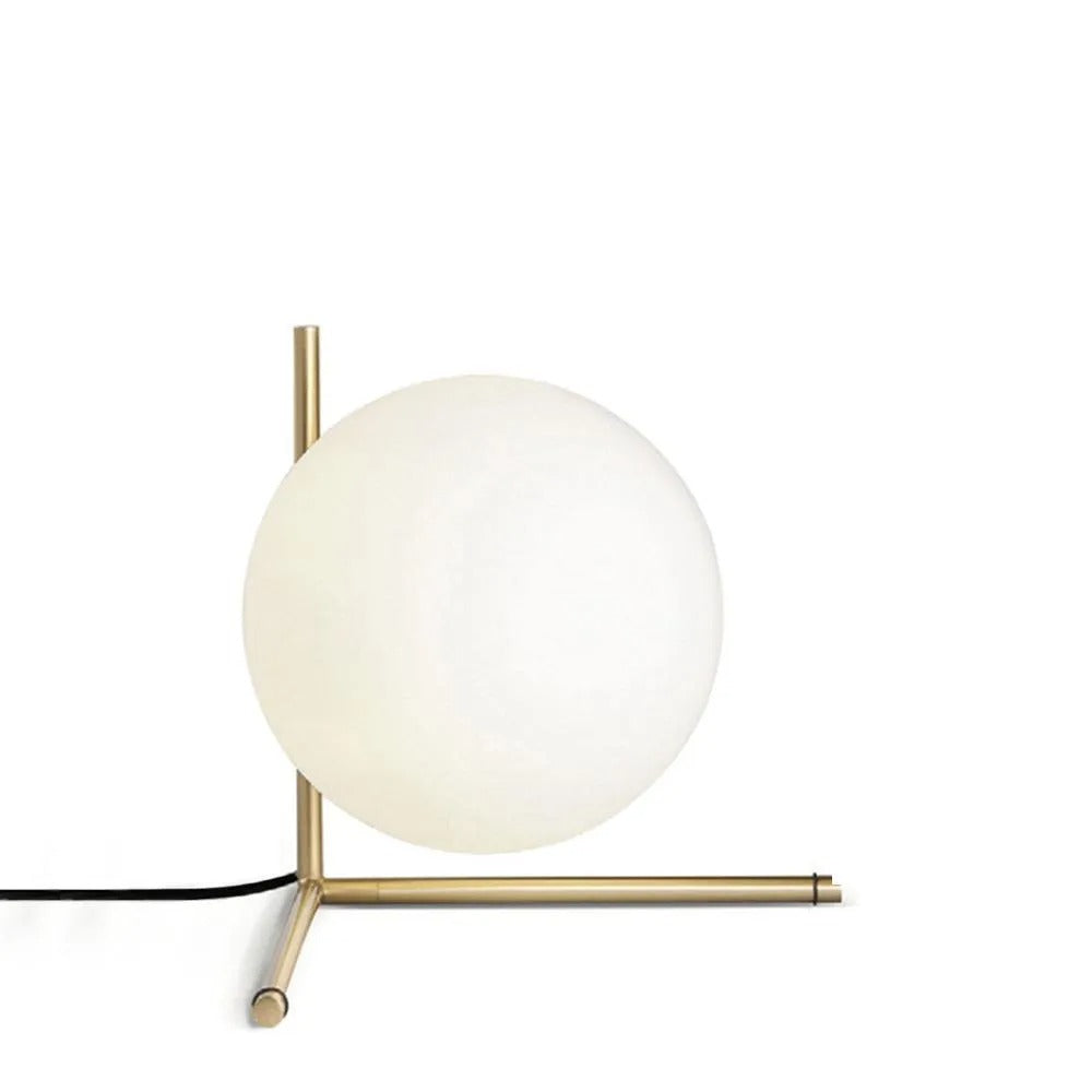 Lámpara de Mesa de Metal Dorado y Vidrio Ópal Equilibre Baja