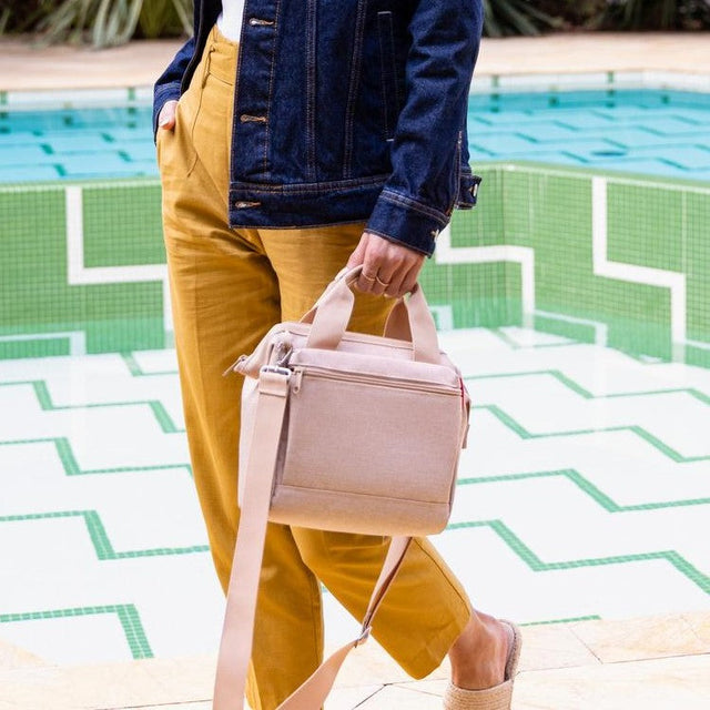 6344c8b8fe049b37af56cd52