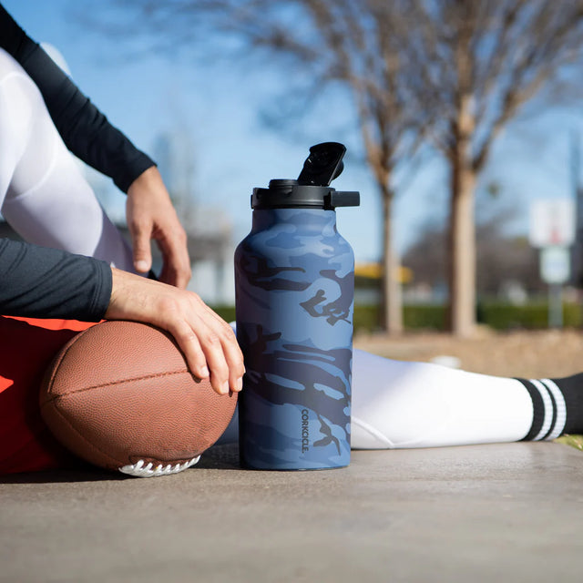 Botellón de Agua térmico Deportivo 1.900 ml Navy Camo