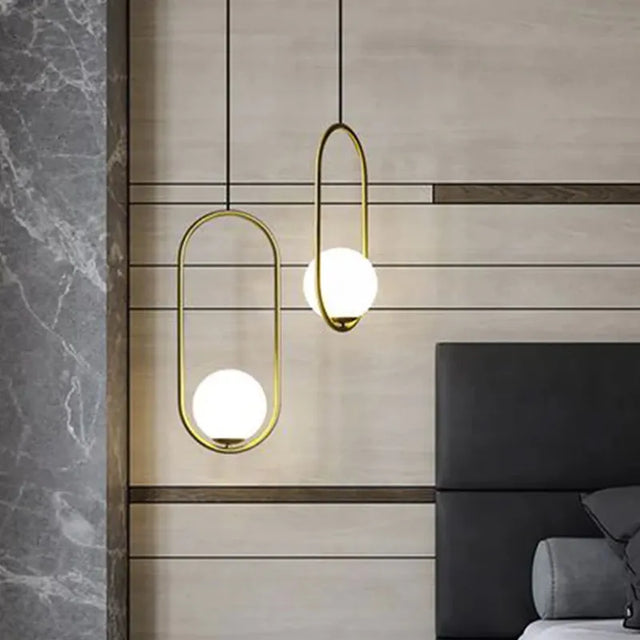 Lámpara Colgante de Metal y Vidrio Dorado Oliva 1