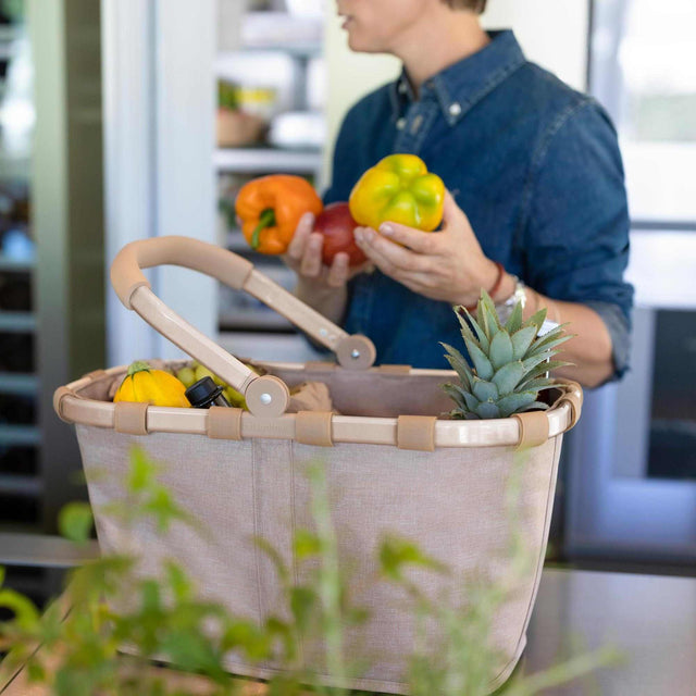 65256a6fd1dce209848803a2