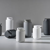 Dispensador Blanco Grande de Jabón UME