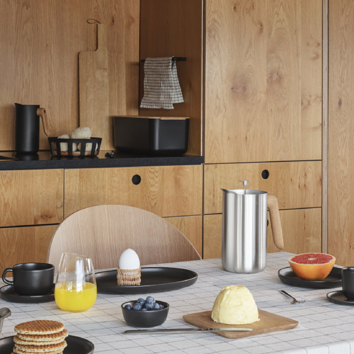 Taza de Espresso con Plato de Cocina Nórdica