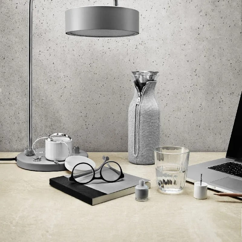 Jarra Con Funda Gris Claro