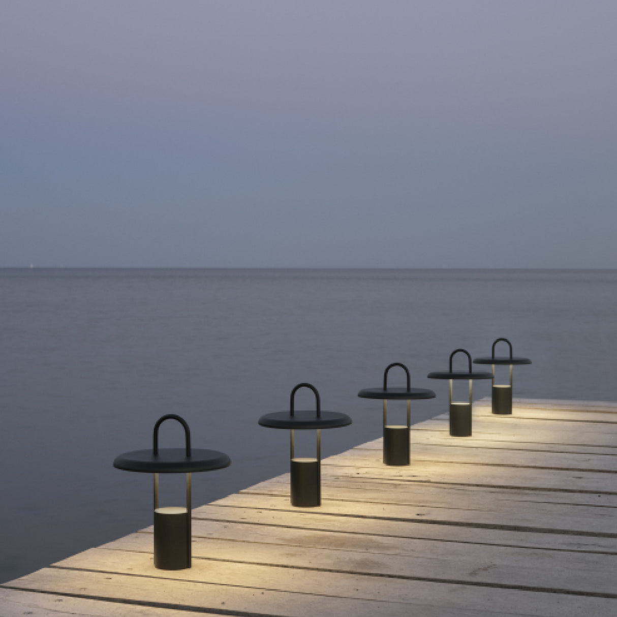 Lámpara Portable Negro Pier