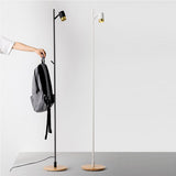 Lámpara de Pie Metálica Blanca con Detalles Dorados Symphony