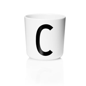 Taza con Letra de Melamina Niños