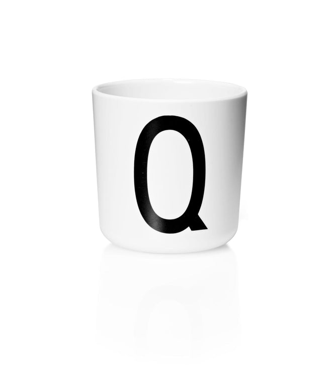 Taza con Letra de Melamina Niños